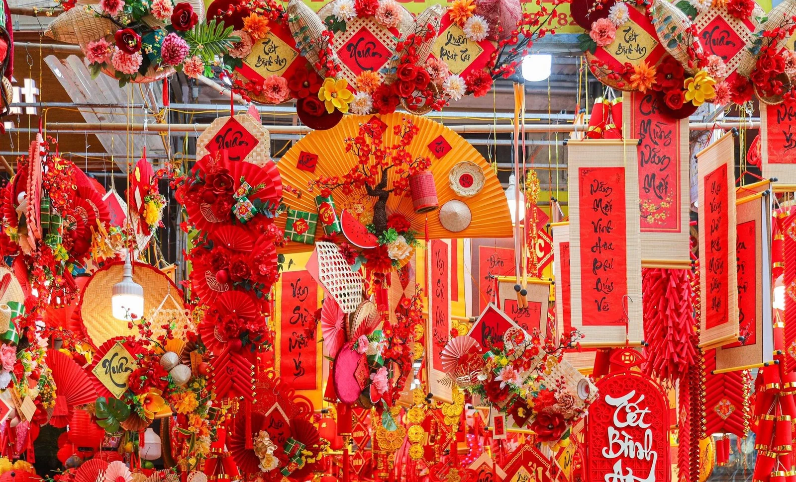 Đồ trang trí Tết